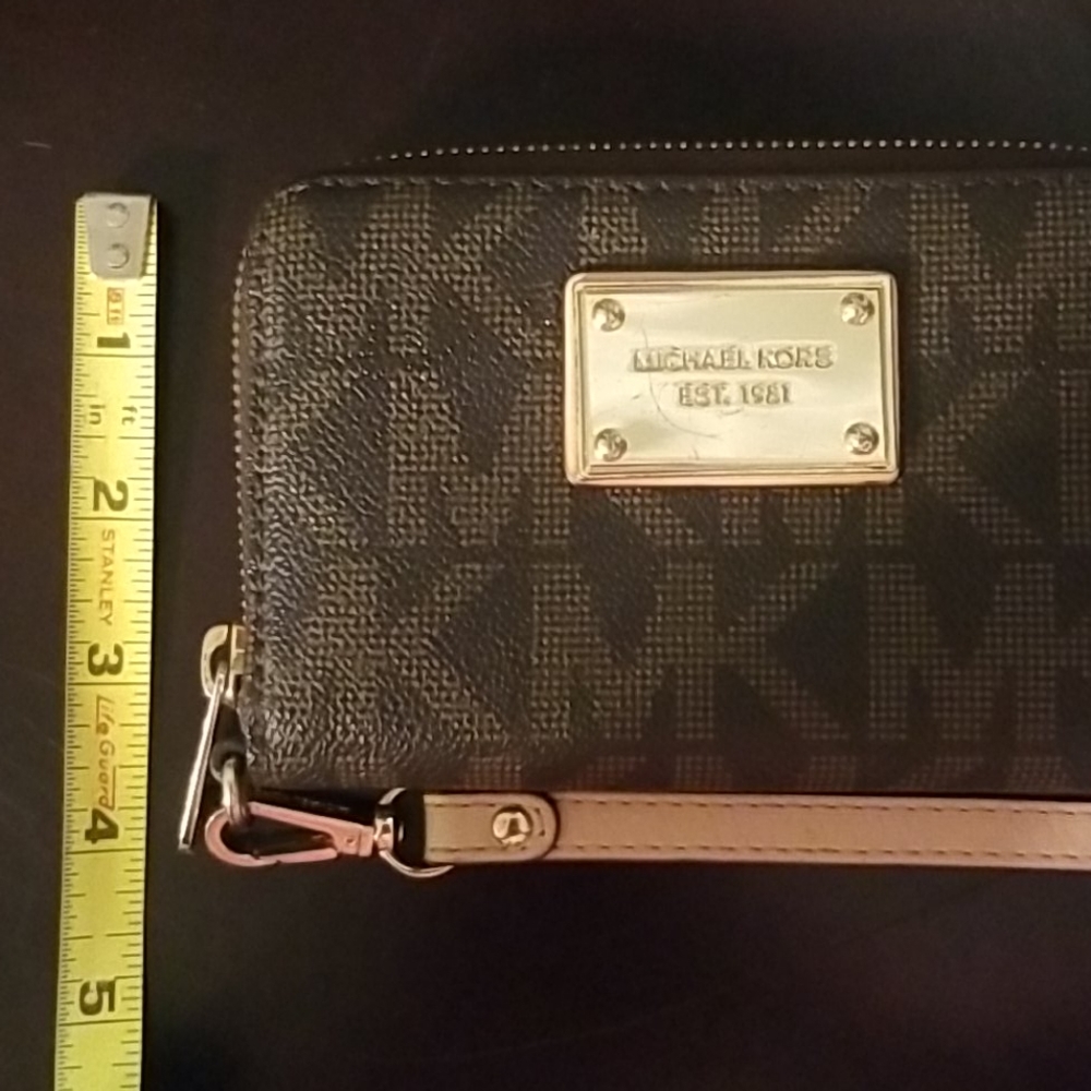 Michael Kors jet set zip around small wristlet - Picture 4 of 7